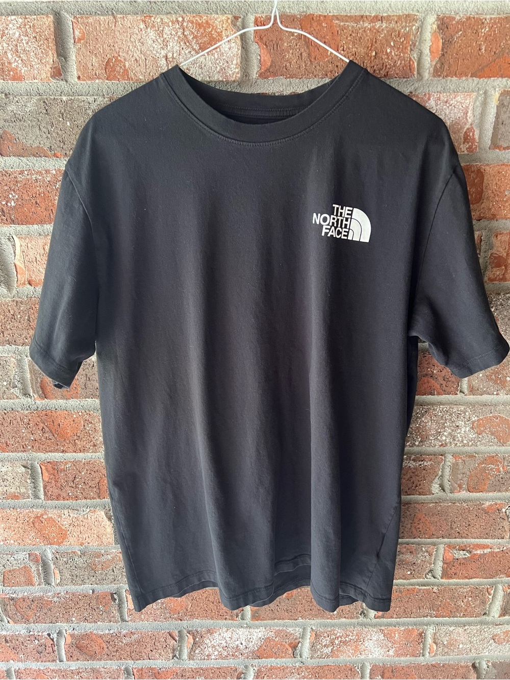 The North Face Black Short Sleeve Tee with Scenic Graphic - Size Large